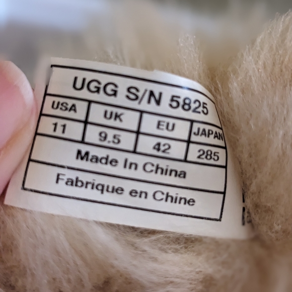 UGG Suede Boots - Picture 4 of 5